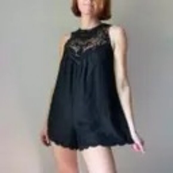 Jen's Pirate Booty for Free People Black Crochet Lace Romper Playsuit Women XS - Picture 15 of 15
